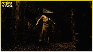 Pyramid Head Attacks  Silent Hill  Creature Features [upl. by Amberly]