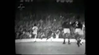 Gol Tostão contra Hungria na Copa do Mundo 1966 [upl. by O'Toole]