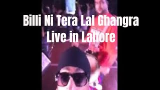 Billo Ni Tera Lal Ghagra Acoustic version live on stage in Lahore [upl. by Mungam]