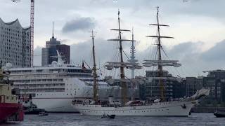 824 Hafengeburtstag  Einlaufparade mit quotGorch Fockquot  Hamburg 2013 [upl. by Bodwell516]