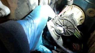 Ford Concentric in the bell housing slave cylinder bleed process how to [upl. by Arand]