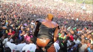 diamond Platnumz  Amazing Show in Mwanza [upl. by Nnorahs928]