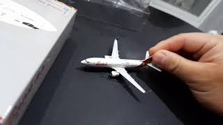 Jalanjalan ke Airshop Diecast  Unboxing Batik Air 737 dengan 3 livery cukup berbeda [upl. by Flory]