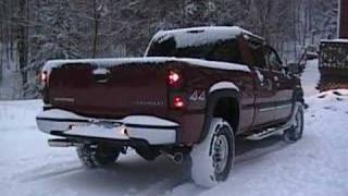 2005 Silverado 2500HD 60L Super 44s [upl. by Aikrahs]