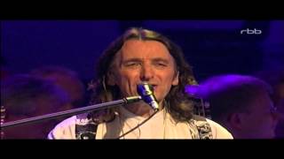 Live in Berlin Its Raining Again by Roger Hodgson  Voice of Supertramp with Orchestra [upl. by Viking]