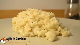 Video ricetta quotRisotto cacio e pepequot  Aglio in Camicia [upl. by Anehsak]