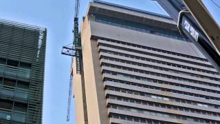 SKYLINE Cranes dismantling a tower crane at Migdal Shalom tower [upl. by Maunsell405]