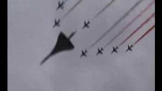 Concorde Fly By at the Queens Golden Jubilee [upl. by Levram83]