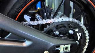 VLOG  Yamaha MT09 FZ09 Chain Maintenance  Idiot Drivers [upl. by Harim]