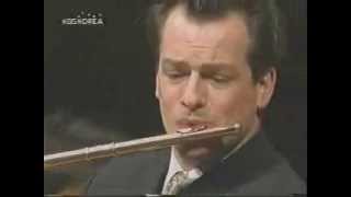 EMMANUEL PAHUD Poulenc Flute Sonata 2 mov [upl. by Ddarb]