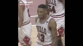 28 years later this Scottie Pippen dunk over Patrick Ewing is still disrespectful 😳 [upl. by Ashien561]