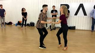 Soledad  La 33  SALSA PARTNERWORK  FOOTWORK cumbaye [upl. by Eidnil119]