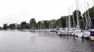 Einfahrt in den Hafen von Neustadt Ostsee Lübecker Bucht und Orientierungsfahrt im Hafen [upl. by Jallier]