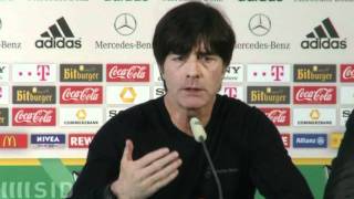 Bundestrainer Löw lässt Özil und Götze gegen Ukraine ran [upl. by Nage]