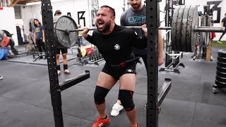 SQUATTING 405 FOR 20 REPS ATTEMPT [upl. by Hsejar864]