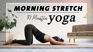 Yoga Morgenroutine für Anfänger  Den ganzen Körper Dehnen amp Mobilisieren  10 Minuten [upl. by Oaht282]