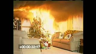 Kerstboom brand in de huiskamer [upl. by Ardnuek257]