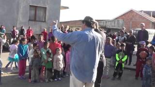 Евангелизация в с Каблешково 042016  Crusade in Kableshkovo  Bulgaria Wayne Leigh [upl. by Fronniah]