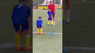 U8 football drills kidsfootballskills soccerdrills soccer soccertraining kidsfootballhighlights [upl. by Bartholomeo]