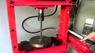 Broaching a keyway using a hydraulic press [upl. by Innes]