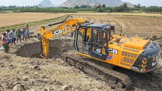 JCB JS205 Excavator Dig New Circular Well at Many Farmer’s together Own Expense [upl. by Pirnot725]