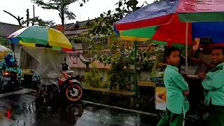 Walking in the Rain in The evening To See Some Activities Near Village [upl. by Pendleton]