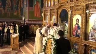 Beautiful Romanian Orthodox Divine Liturgy [upl. by Thom]