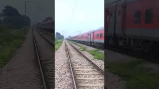 Amrapali Express on a misty evening towards Badshahnagarindianrailfanning train [upl. by Damita]