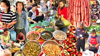 Really Fantastic amp Best Cambodian Street Food Tour Boeung Trabek Plaza amp Orussey Market Phnom Penh [upl. by Ellehsor]