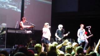 Blondie  quotHeart Of Glassquot  930 Club Washington DC Live Riot HQ [upl. by Oynotna]