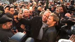 Weltmeister Rosberg in Wiesbaden begeistert empfangen [upl. by Nyre]