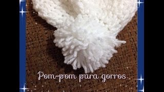 como hacer pompones para gorroswool cap [upl. by Leahcimauhsoj]