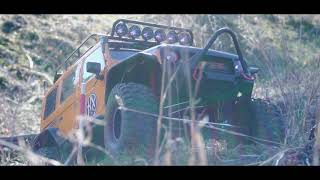 Traction Hobby  Cragsman 4x4 Jeep Dunetrail [upl. by Cornelie]