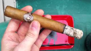 Montecristo Classic Churchill Cigar Review [upl. by Agna]