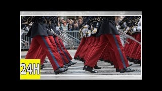 Au lycée militaire de saintcyr un groupe délèves harcèle les étudiantes [upl. by Akcirret]