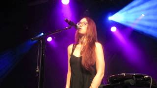 girls chase boys  ingrid michaelson live in vancouver may 2nd 14 [upl. by Ikceb]