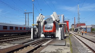 DBRegioWaschstraße am Hauptbahnhof Bremen in Aktion [upl. by Irap660]